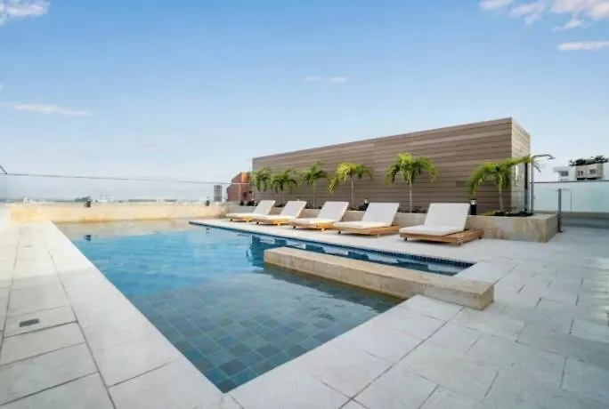 Apartment Ferienwohnung Modern Bright 2Br-2Ba-Fast Wi-Fi -Pool&Balcony Cali